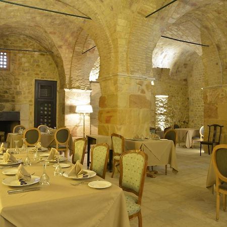 Palais Bayram Hotel Tunisz Kültér fotó Restaurant in the hotel