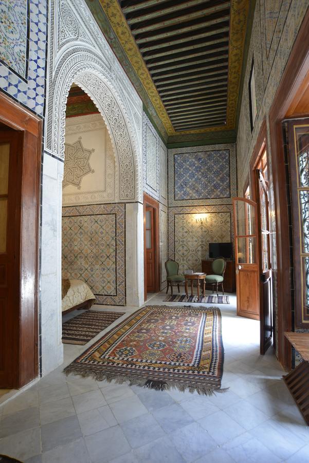 Palais Bayram Hotel Tunisz Kültér fotó Interior of the palace