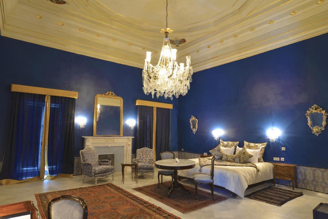 Palais Bayram Hotel Tunisz Kültér fotó A bedroom at the palace